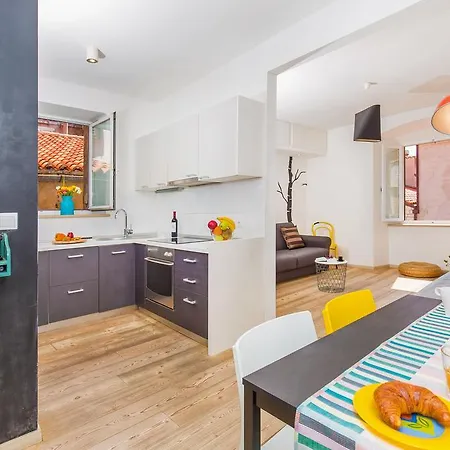 Pensjonat & Joy Dubrownik